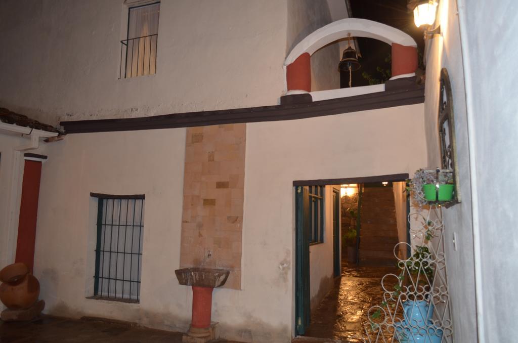 Casa Solariega Hostal B&B Sucre Exterior foto
